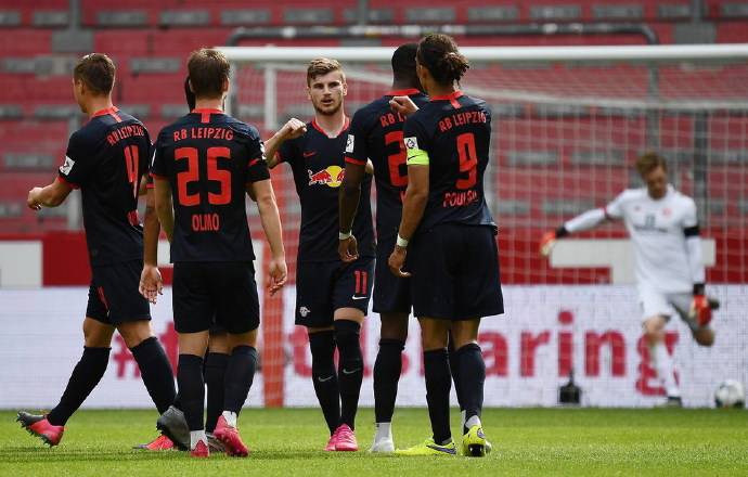  莱比锡红牛连胜势头强劲，冲击欧冠资格区  